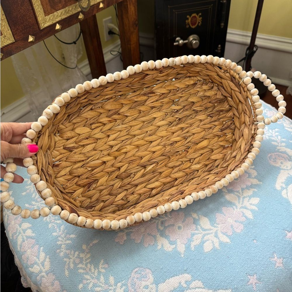 Handwoven Water Hyacinth Tray with Beaded Edge